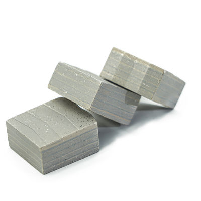 Tecnologia de sinterização 24*11,5/12,7*26,5 mm Segmento de diamante em forma de ventoinha para corte de granito