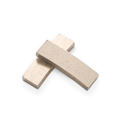 Segmento de diamante sinterizado para o corte de arenito de granito, basalto e pedra vulcânica