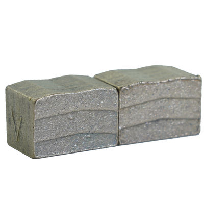 Segmento de diamante de lâminas duplas brasadas de alta frequência para corte de granito 22*13,1/13,9*15mm