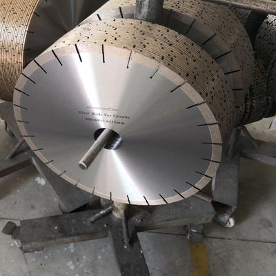 Lâmina de corte de granito de 350 mm de diâmetro 40 mm de forma de segmento para divisão precisa de blocos