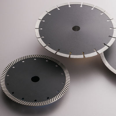 Tecnologia de prensagem a frio sinterizado 5" 125mm Diamante Circular segmentado disco para seco / molhado