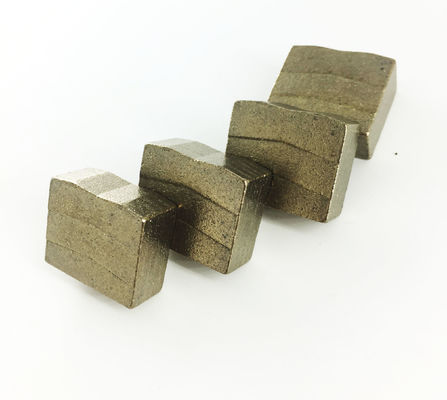 Segmento de diamante de corte de granito com lâmina múltipla de 2000 mm e 2500 mm com tecnologia sinterizada