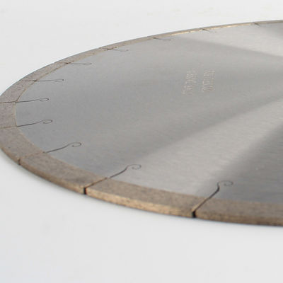Tamanho do segmento 39.5/37.5*3*10mm Dekton Diamond Saw Blade Cutter Disc para Máquina CNC