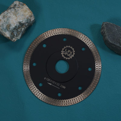 140 Dentes Silent Mesh Diamond circular Saw Blade para corte de cerâmica / porcelana / Dekton