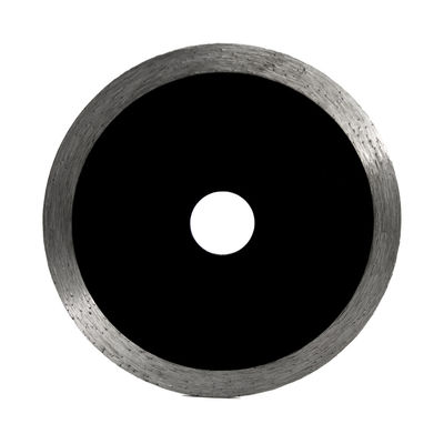 Cortar cerâmica e porcelana é mais fácil com uma lâmina de serra circular de borda contínua de diamante