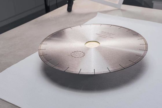 Lâmina de serra de diamante de porcelana de 350 mm com fenda U de 14 'para cortar diamantes