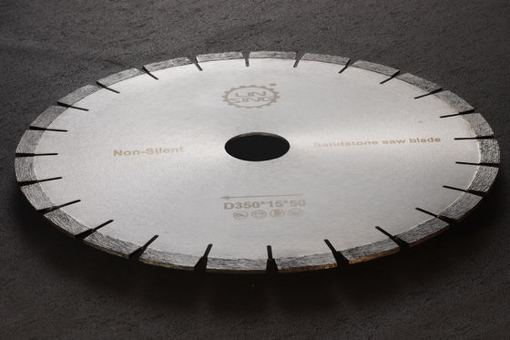 Ferramentas de corte de diamantes de suporte personalizadas para lâmina de serra de arenito de diâmetro 250MM-900MM