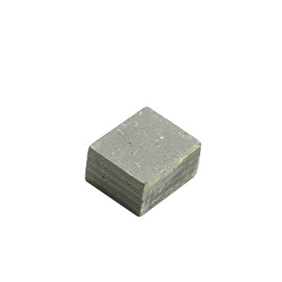 24*12,5*20mm Segmento de diamante de forma plana para ferramentas de moagem de lâminas de pedra supermacias