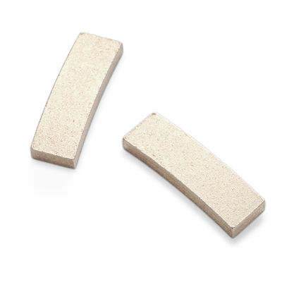 Segmento de diamante sinterizado para o corte de arenito de granito, basalto e pedra vulcânica