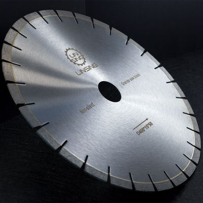 Suporte OEM 300mm 400mm 1000mm Máquina de serrar de mármore industrial 0.472in 12mm Alteza da borda
