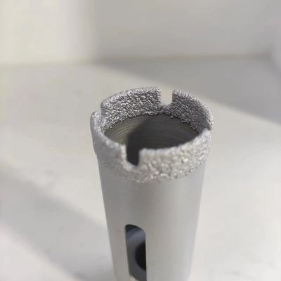 35 mm M14 Diamond Bit para perfuração a seco Porcelana Dekton segmentada em aço preto