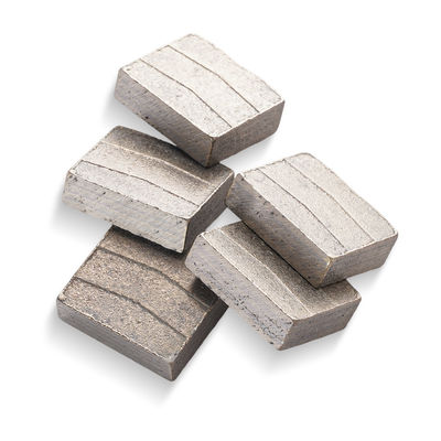 Pulveras metálicas de diamante utilizadas 24*12,7/11,5*15 mm Segmento de corte para extração de granito