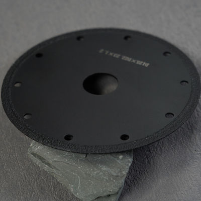 Roda de corte de metal profissional com 18 polegadas de diâmetro da lâmina e diamantes de vácuo.