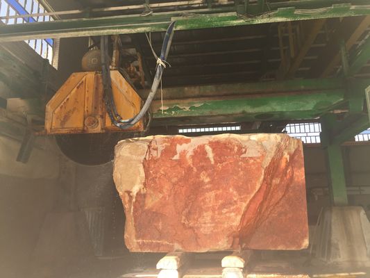 Máquina de corte de diamante para corte de granito, mármore e calcário em obras de construção