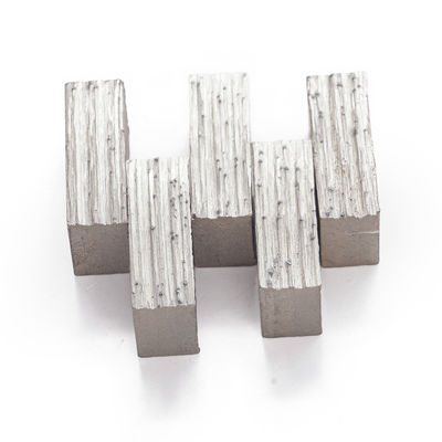 Forma de sanduíche de ventilador D300-3500 Segmentos de diamante para corte de mármore 24*8*13mm lâmina única