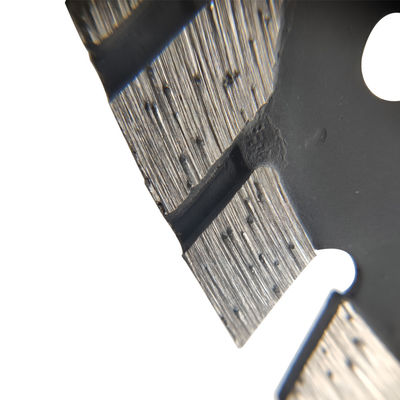 Blade de serra turbo-diamante prensada a quente para proteção de inclinação Dentes Vantagem de corte rápido