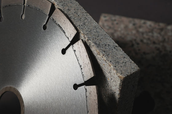 D105-D3500 mm Ferramentas de diamante prateado/preto Láminas de serra de granito para diferentes diâmetros