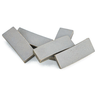 Segmentos de diamante de longa duração para ferramentas de corte de pedra de lava de 1000 mm em design sinterizado