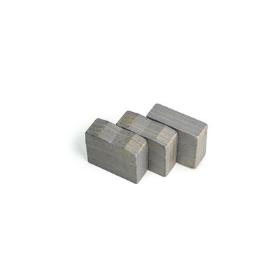 Segmentos de diamantes de pó metálico para ferramentas de corte de pedra sinterizada de alto custo e alto desempenho