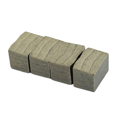 Segmento de diamante de lâminas duplas brasadas de alta frequência para corte de granito 22*13,1/13,9*15mm