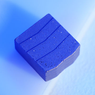 Máquina de prensagem a frio de pó metálico de segmento de diamante para corte molhado de D2000 2500mm na Indonésia