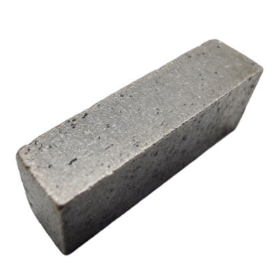 Segmento de corte de diamantes para granito duro médio, tamanho da ponta 20*4,8/5,4*8mm A.A.-B. Grau B