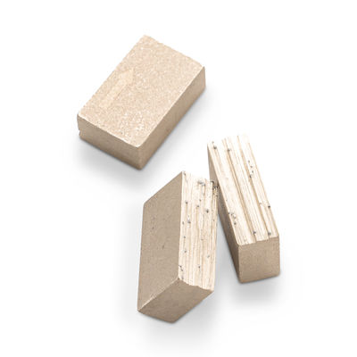 Segmentos de diamante de alta resistência ao desgaste para corte de pedra de mármore em Gongrete Korea Tool