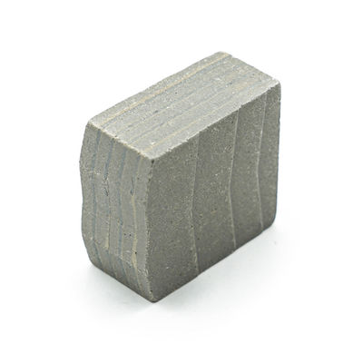 24*13.6/14.4*20.5 mm Segmento de corte de diamante para granito de nitidez superior