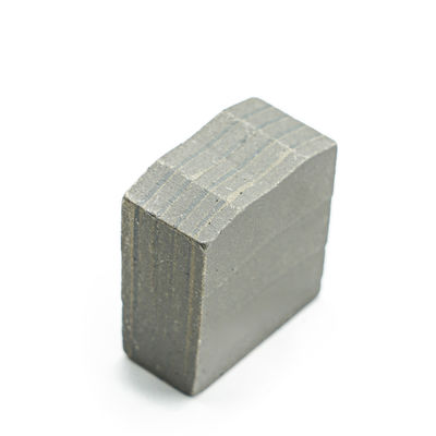 24*13.6/14.4*20.5 mm Segmento de corte de diamante para granito de nitidez superior