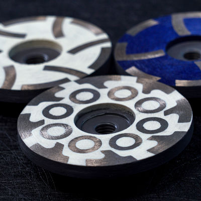 40/50 Grit 4 polegadas Roda de taça de moagem de diamantes com agente de ligação de metal